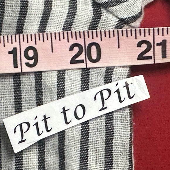 NWOT SIZE S/M Casual Striped Button-Down Shirt - Picture 7 of 8